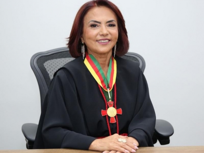 Procuradora Orlandina Brito Pereira toma posse como ouvidora do MPGO