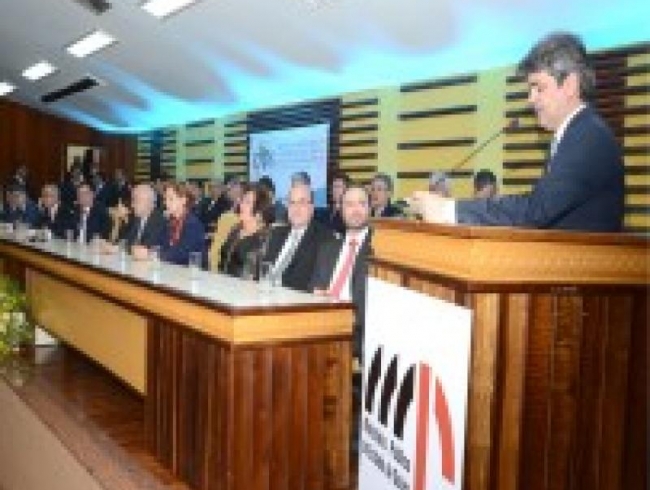 Lauro Machado toma posse na presidência do CNPG